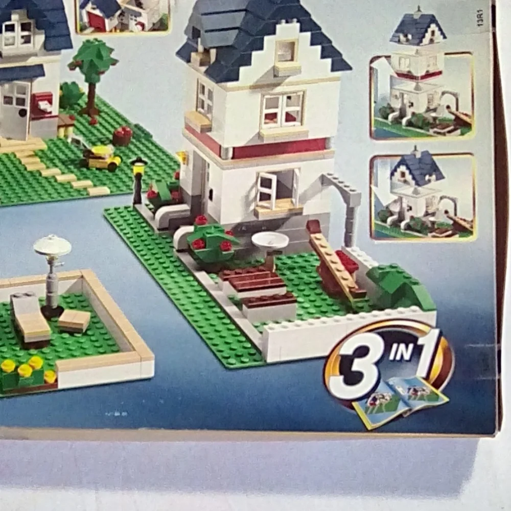 NIB Lego Creator 5891 Apple Tree House